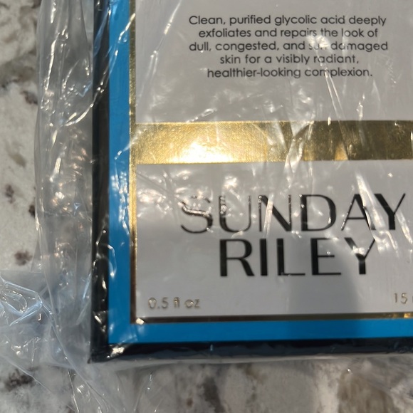 NIB Su day Riley Good Genes 0.5 fl oz - Picture 2 of 3